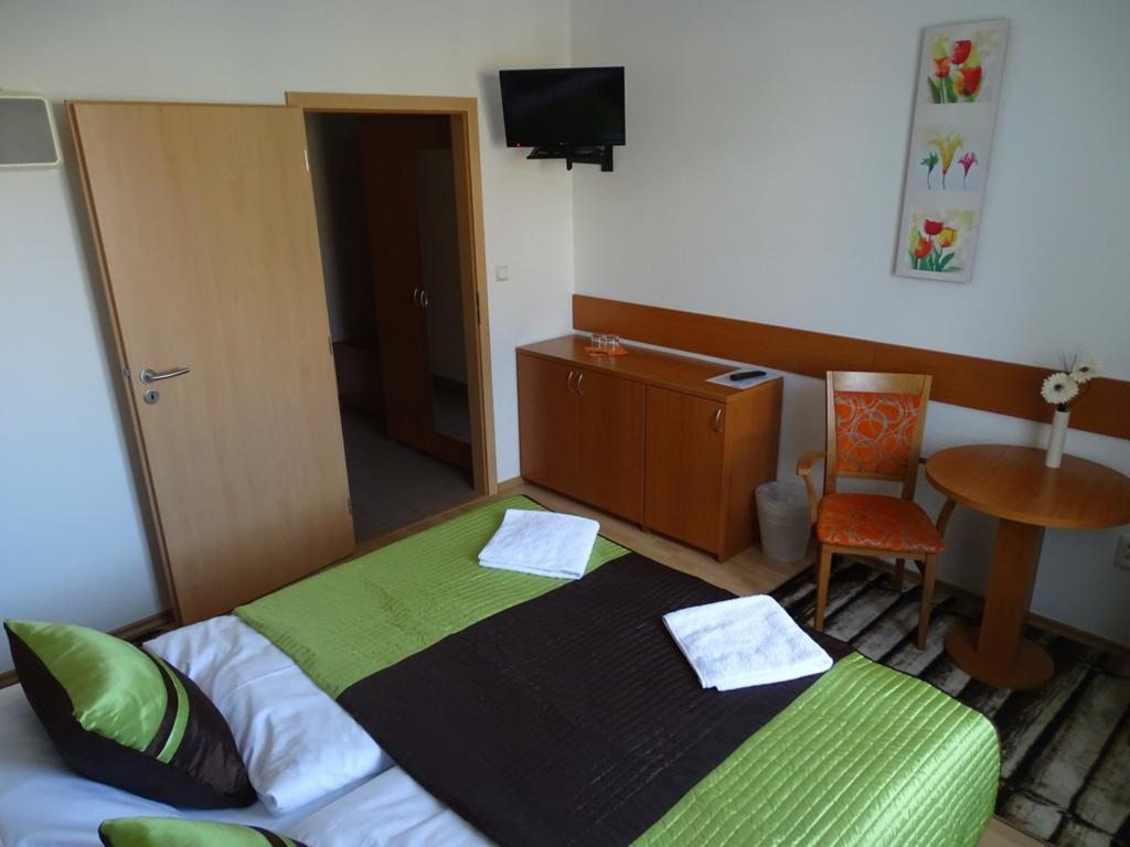 Hotel Rose Břeclav المظهر الخارجي الصورة