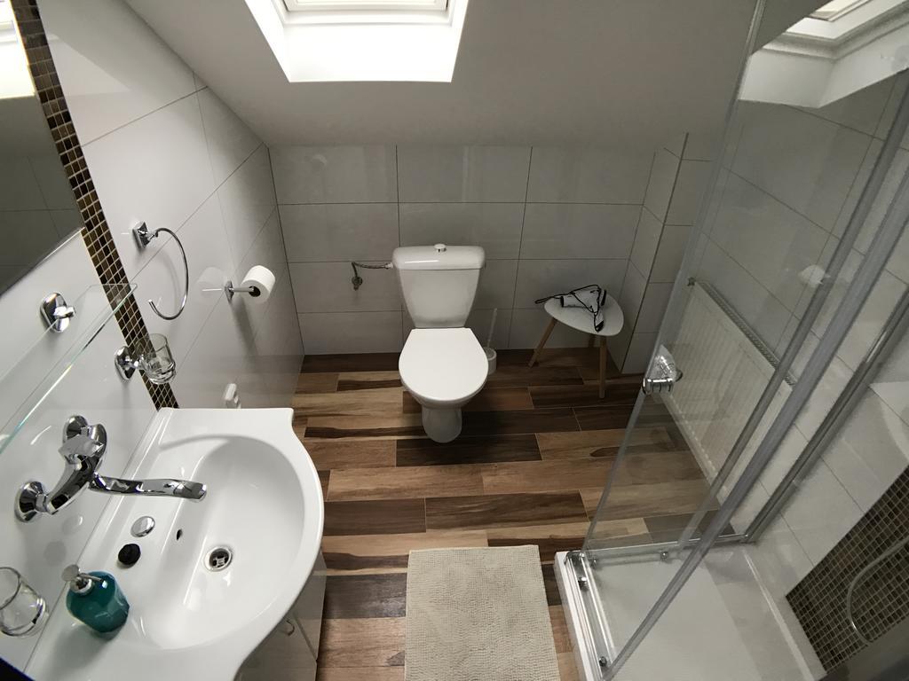 Hotel Rose Břeclav المظهر الخارجي الصورة